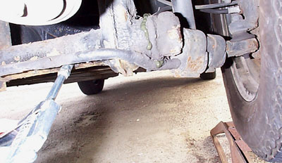 Greasing front axle of VW Beetle
